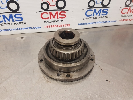 John Deere 6610, 6400, Se6300, Se6400 Rear Axle Bearing Housing Al112560, L77137 - 뒷 차축 : 사진 1 John Deere 6610, 6400, Se6300, Se6400 Rear Axle Bearing Housing Al112560, L77137 - 뒷 차축 : 사진 1
