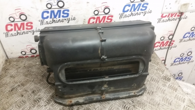 Landini Mythos Series 115 Cab Air Cleaner Box 3657825m91 - 캐빈 필터 장궤형 트랙터 용 : 사진 5 Landini Mythos Series 115 Cab Air Cleaner Box 3657825m91 - 캐빈 필터 장궤형 트랙터 용 : 사진 5