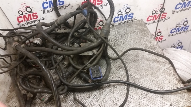 Landini Mythos Series 115 Cab Electrical Wiring Loom - 케이블/ 와이어 하니스 장궤형 트랙터 용 : 사진 2 Landini Mythos Series 115 Cab Electrical Wiring Loom - 케이블/ 와이어 하니스 장궤형 트랙터 용 : 사진 2