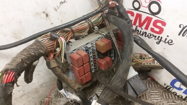 Landini Mythos Tdi 115 Cab Fuse Box Wiring Loom Set - 케이블/ 와이어 하니스 장궤형 트랙터 용 : 사진 3 Landini Mythos Tdi 115 Cab Fuse Box Wiring Loom Set - 케이블/ 와이어 하니스 장궤형 트랙터 용 : 사진 3