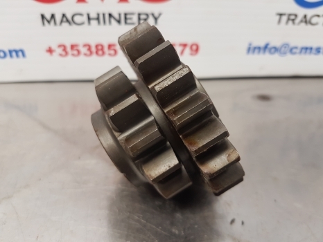Massey Ferguson 100, 200, 300, 500, 4200 Reverse Idle Gear 13x21 1660919m1 - 기어박스 장궤형 트랙터 용 : 사진 4 Massey Ferguson 100, 200, 300, 500, 4200 Reverse Idle Gear 13x21 1660919m1 - 기어박스 장궤형 트랙터 용 : 사진 4