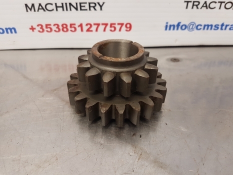 Massey Ferguson 100, 200, 300, 500, 4200 Reverse Idle Gear 13x21 1660919m1 - 기어박스 장궤형 트랙터 용 : 사진 1 Massey Ferguson 100, 200, 300, 500, 4200 Reverse Idle Gear 13x21 1660919m1 - 기어박스 장궤형 트랙터 용 : 사진 1