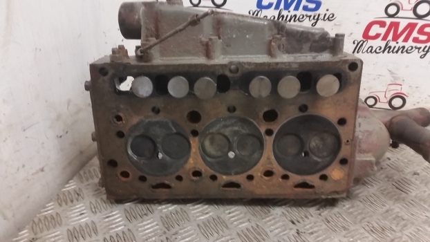 Massey Ferguson 133, 135, 140, 145, 148, 150, Ad3.152 Cylinder Head Assy 86550 - 실린더 헤드 장궤형 트랙터 용 : 사진 2 Massey Ferguson 133, 135, 140, 145, 148, 150, Ad3.152 Cylinder Head Assy 86550 - 실린더 헤드 장궤형 트랙터 용 : 사진 2