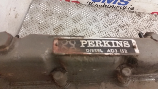 Massey Ferguson 133, 135, 140, 145, 148, 150, Ad3.152 Cylinder Head Assy 86550 - 실린더 헤드 장궤형 트랙터 용 : 사진 3 Massey Ferguson 133, 135, 140, 145, 148, 150, Ad3.152 Cylinder Head Assy 86550 - 실린더 헤드 장궤형 트랙터 용 : 사진 3