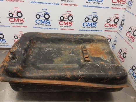Massey Ferguson 135, 100series Fuel Tank Original , Check Measurement 1861644m91 - 연료 탱크 장궤형 트랙터 용 : 사진 3 Massey Ferguson 135, 100series Fuel Tank Original , Check Measurement 1861644m91 - 연료 탱크 장궤형 트랙터 용 : 사진 3