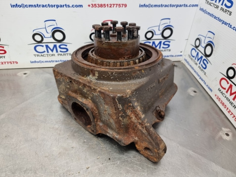Massey Ferguson 3080, 3085, Front Axle Swivel Housing 3427373m92, 3426746r2 - 앞 차축 : 사진 4 Massey Ferguson 3080, 3085, Front Axle Swivel Housing 3427373m92, 3426746r2 - 앞 차축 : 사진 4