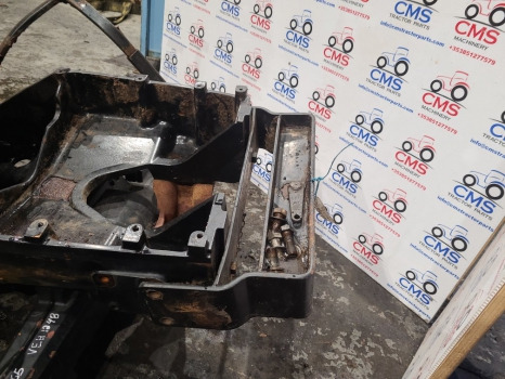 Massey Ferguson 4245, 4255, 4265, 4260, 4345 Front Weight Carrier 3809239p92 - 카운터 웨이트 : 사진 4 Massey Ferguson 4245, 4255, 4265, 4260, 4345 Front Weight Carrier 3809239p92 - 카운터 웨이트 : 사진 4