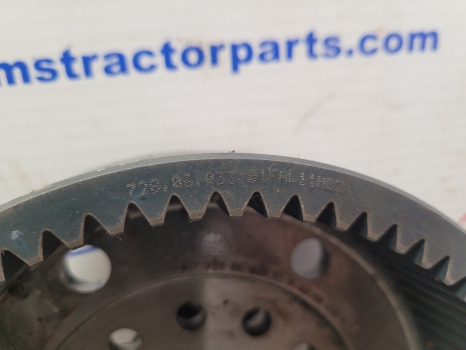 Massey Ferguson 5450 Front Axle Annular Gear 728.06.033.01, F334310020460 - 앞 차축 : 사진 4 Massey Ferguson 5450 Front Axle Annular Gear 728.06.033.01, F334310020460 - 앞 차축 : 사진 4