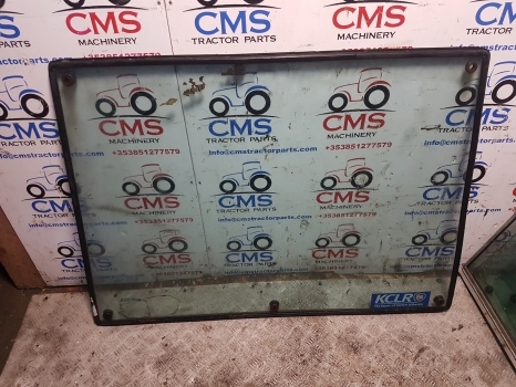 Massey Ferguson 690, 665, 698, 699 Cab Front Glass Windscreen Tg1246 - 앞 유리 장궤형 트랙터 용 : 사진 1 Massey Ferguson 690, 665, 698, 699 Cab Front Glass Windscreen Tg1246 - 앞 유리 장궤형 트랙터 용 : 사진 1