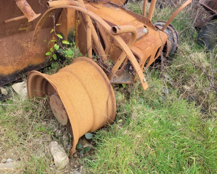 Massey Ferguson Front Axle Complete Parts Carraro 26.16m + Tb172, 141154 - 뒷 차축 자재 취급 장비 용 : 사진 1 Massey Ferguson Front Axle Complete Parts Carraro 26.16m + Tb172, 141154 - 뒷 차축 자재 취급 장비 용 : 사진 1