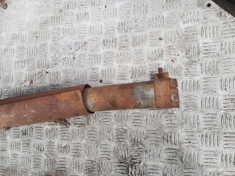 New Holland Case Extension Exhaust Pipe Assembly 87475398, 87475401, 84357191 - 배기관 장궤형 트랙터 용 : 사진 4 New Holland Case Extension Exhaust Pipe Assembly 87475398, 87475401, 84357191 - 배기관 장궤형 트랙터 용 : 사진 4