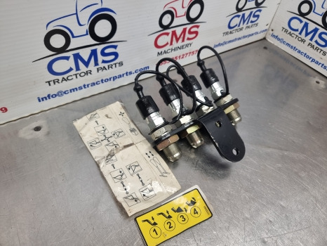 New Holland Case Tm Loaders, Hydraulic Quick Coupler Connector Assy Ldr10339937 - 유압 : 사진 2 New Holland Case Tm Loaders, Hydraulic Quick Coupler Connector Assy Ldr10339937 - 유압 : 사진 2