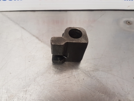 New Holland Fiat Ford L95, 60-66, 55-66, 70-76 Transmission Fork 5129522 - 변속기 장궤형 트랙터 용 : 사진 4 New Holland Fiat Ford L95, 60-66, 55-66, 70-76 Transmission Fork 5129522 - 변속기 장궤형 트랙터 용 : 사진 4