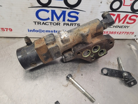 New Holland T5.110, T5.120, T5.130 Trailer Brake Valve 47566037, R917009740 - 브레이크 부품 : 사진 5 New Holland T5.110, T5.120, T5.130 Trailer Brake Valve 47566037, R917009740 - 브레이크 부품 : 사진 5