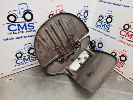 New Holland T5.120, T4, T5 Series Driver Passenger Seat, Frame 48107211 - 좌석 농업용 기계 용 : 사진 2 New Holland T5.120, T4, T5 Series Driver Passenger Seat, Frame 48107211 - 좌석 농업용 기계 용 : 사진 2