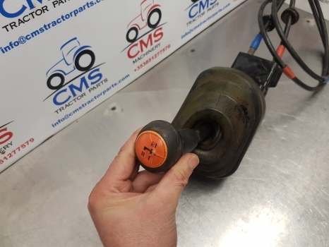 New Holland T5.95, T5 Case Farmall Transmission Shift Control Assy 84583493 - 기어 스틱 장궤형 트랙터 용 : 사진 3 New Holland T5.95, T5 Case Farmall Transmission Shift Control Assy 84583493 - 기어 스틱 장궤형 트랙터 용 : 사진 3