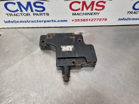 New Holland T7, Tm, T7000, Tm7000 Ser Tm130, Tm120 Control Valve Plate 5195157 - 유압 : 사진 2 New Holland T7, Tm, T7000, Tm7000 Ser Tm130, Tm120 Control Valve Plate 5195157 - 유압 : 사진 2