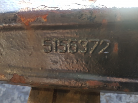 앞 차축 New Holland Td5.105, Td, Tdd Front Axle Housing Casting 5156372, 47488688 : 사진 9