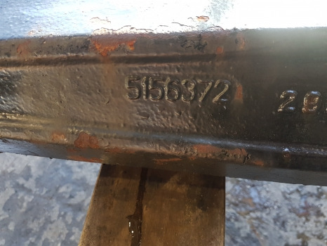 앞 차축 New Holland Td5.105, Td, Tdd Front Axle Housing Casting 5156372, 47488688 : 사진 8