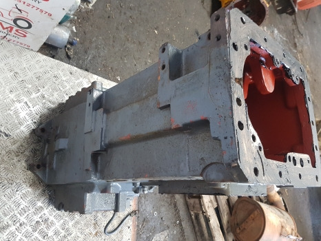 New Holland Tm, 60 Transmission Housing 5164693, 5181429, 5183646, 47125543 - 기어박스 : 사진 5 New Holland Tm, 60 Transmission Housing 5164693, 5181429, 5183646, 47125543 - 기어박스 : 사진 5