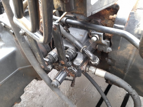 Valtra 6400 Transmission Gearbox Complete Tb 0238, A010822 - 기어박스 장궤형 트랙터 용 : 사진 3 Valtra 6400 Transmission Gearbox Complete Tb 0238, A010822 - 기어박스 장궤형 트랙터 용 : 사진 3