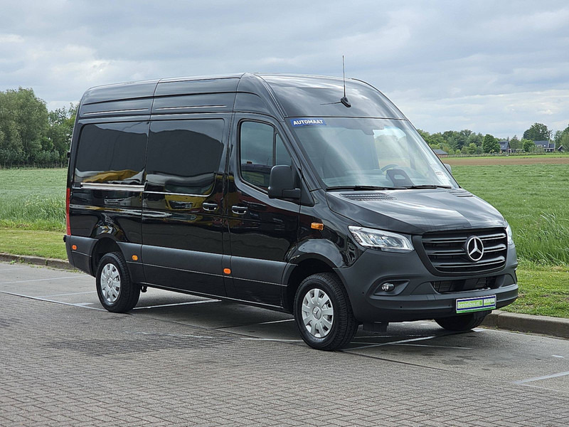 Mercedes-Benz Sprinter 317 L2H2 LED RWD! - 패널 밴 : 사진 4 Mercedes-Benz Sprinter 317 L2H2 LED RWD! - 패널 밴 : 사진 4