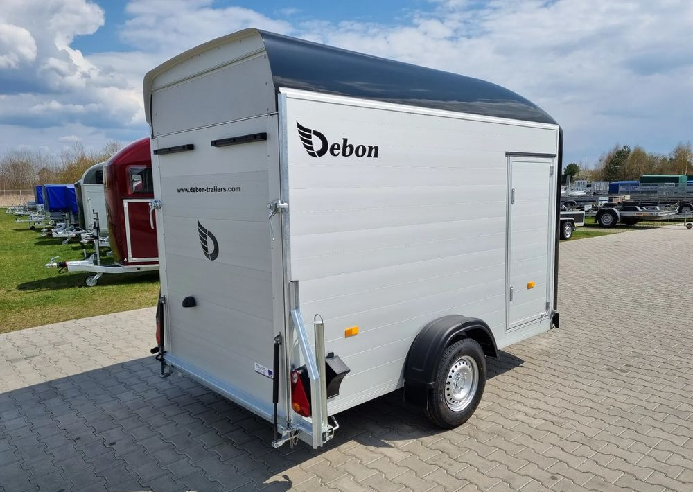 Debon C 300 Alu + drzwi boczne 300x155 cm Cheval Liberte - 밀폐형 박스 트레일러 : 사진 2 Debon C 300 Alu + drzwi boczne 300x155 cm Cheval Liberte - 밀폐형 박스 트레일러 : 사진 2
