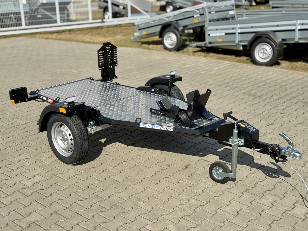 LORRIES MT-1 - przyczepa do przewozu 1 motocykla - 오토바이 트레일러 : 사진 3 LORRIES MT-1 - przyczepa do przewozu 1 motocykla - 오토바이 트레일러 : 사진 3