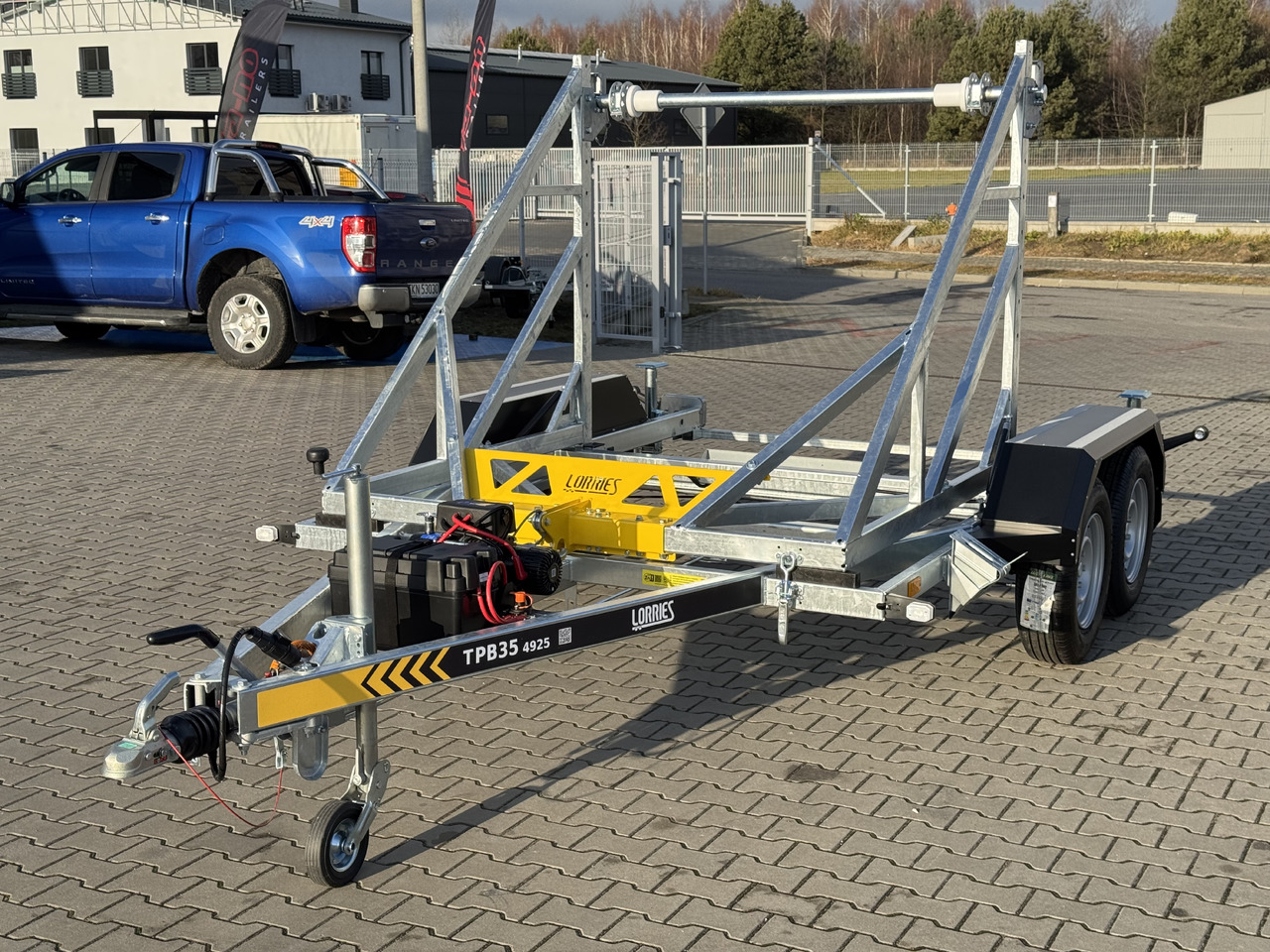 LORRIES TPB35-4925 + wciągarka elektryczna | 3500kg - 케이블 트레일러 : 사진 3 LORRIES TPB35-4925 + wciągarka elektryczna | 3500kg - 케이블 트레일러 : 사진 3