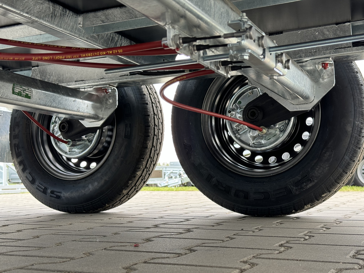 신규 플랜트 트레일러 Wiola B2730 GVW 2700 kg machine transporter mini excavator 292x142 cm : 사진 9 신규 플랜트 트레일러 Wiola B2730 GVW 2700 kg machine transporter mini excavator 292x142 cm : 사진 9