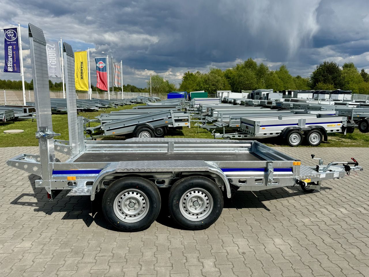 신규 플랜트 트레일러 Wiola B2730 GVW 2700 kg machine transporter mini excavator 292x142 cm : 사진 23 신규 플랜트 트레일러 Wiola B2730 GVW 2700 kg machine transporter mini excavator 292x142 cm : 사진 23