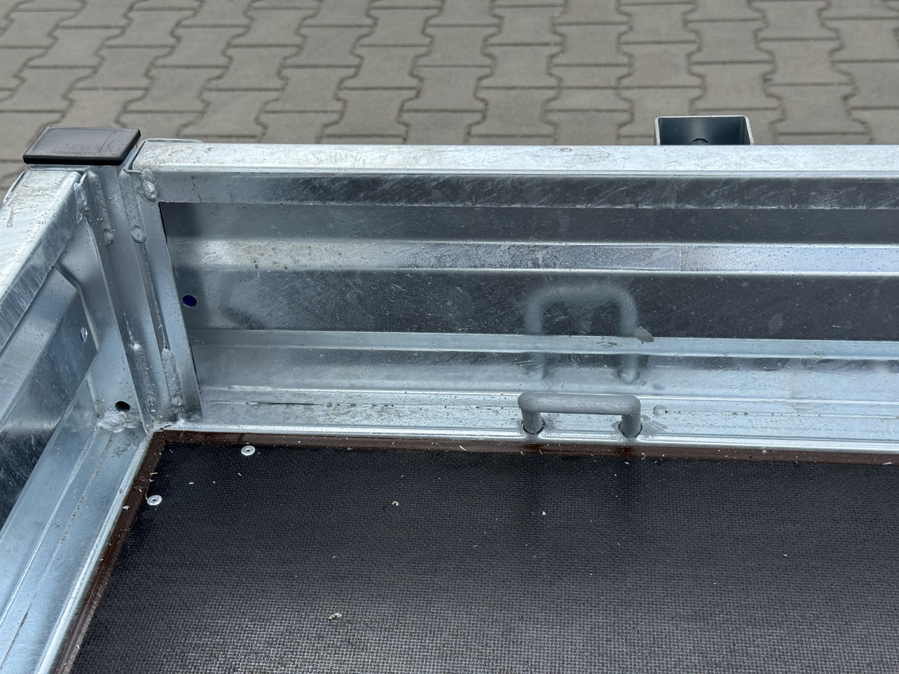 신규 플랜트 트레일러 Wiola B2730 GVW 2700 kg machine transporter mini excavator 292x142 cm : 사진 8 신규 플랜트 트레일러 Wiola B2730 GVW 2700 kg machine transporter mini excavator 292x142 cm : 사진 8