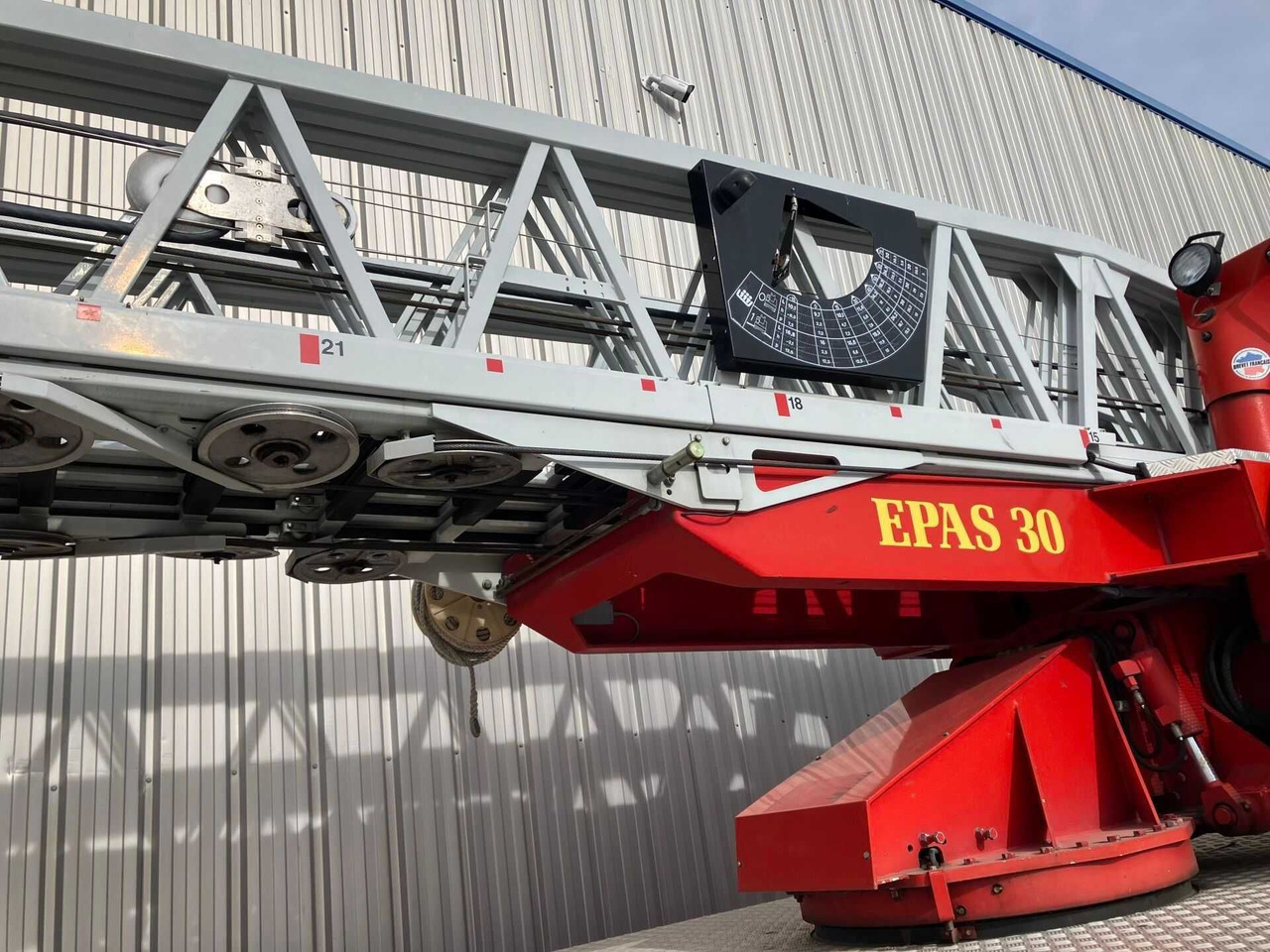 Drabina strażacka 30 m , IVECO Eurocargo Tector 130E24, Camiva EPAS 30 - 소방차 : 사진 4 Drabina strażacka 30 m , IVECO Eurocargo Tector 130E24, Camiva EPAS 30 - 소방차 : 사진 4