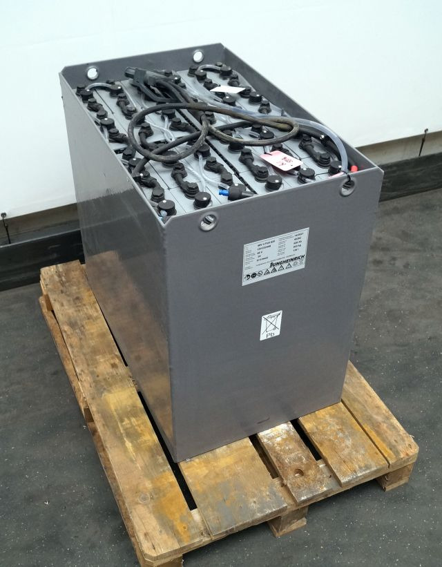 Jungheinrich unknown | Battery 48V620Ah 48 4PZS620 year 4/2021 933 kg dimension Battery 48V620Ah 48 4PZS620 year 4/2021 933 kg dimensions 83,5x52,5x78,5cm sn. C8122448 - 배터리 자재 취급 장비 용 : 사진 1 Jungheinrich unknown | Battery 48V620Ah 48 4PZS620 year 4/2021 933 kg dimension Battery 48V620Ah 48 4PZS620 year 4/2021 933 kg dimensions 83,5x52,5x78,5cm sn. C8122448 - 배터리 자재 취급 장비 용 : 사진 1