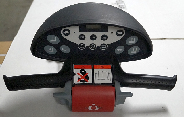 Still 50105406113 | CX cockpit Sw. V2,5 V58,07 sn. 101002 from EXEU S22 year 201 - 대시보드 자재 취급 장비 용 : 사진 1 Still 50105406113 | CX cockpit Sw. V2,5 V58,07 sn. 101002 from EXEU S22 year 201 - 대시보드 자재 취급 장비 용 : 사진 1