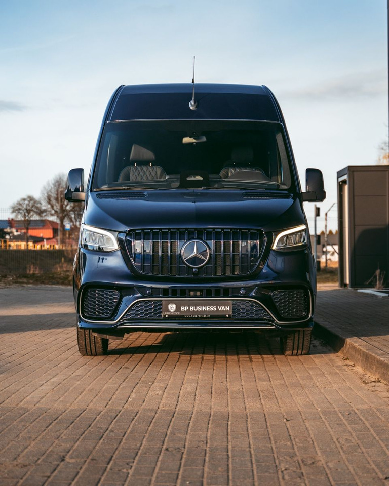 Mercedes-Benz Sprinter 319 VIP Van/ Sleeping Area/ Ski Holders - 승합차 : 사진 5 Mercedes-Benz Sprinter 319 VIP Van/ Sleeping Area/ Ski Holders - 승합차 : 사진 5