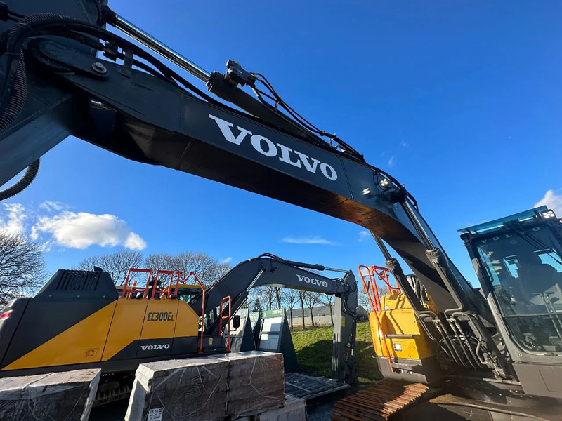 Volvo ECR 235 EL - 크롤러 굴삭기 : 사진 5 Volvo ECR 235 EL - 크롤러 굴삭기 : 사진 5