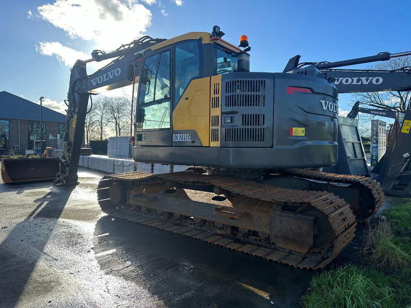 Volvo ECR 235 EL - 크롤러 굴삭기 : 사진 1 Volvo ECR 235 EL - 크롤러 굴삭기 : 사진 1
