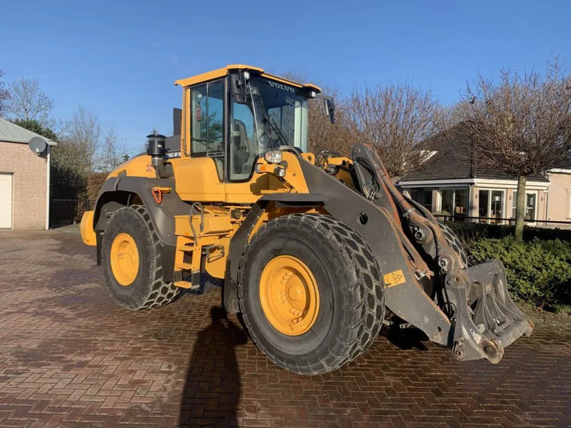 휠 로더 Volvo L120 H : 사진 6