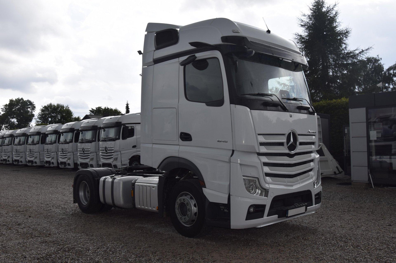 Mercedes-Benz Actros 5 1845 BigSpace - 트랙터 유닛 : 사진 3 Mercedes-Benz Actros 5 1845 BigSpace - 트랙터 유닛 : 사진 3
