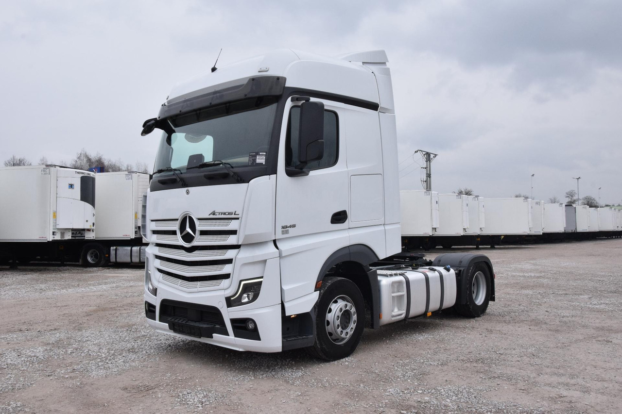 Mercedes-Benz Actros 5 1845 BigSpace - 트랙터 유닛 : 사진 1 Mercedes-Benz Actros 5 1845 BigSpace - 트랙터 유닛 : 사진 1