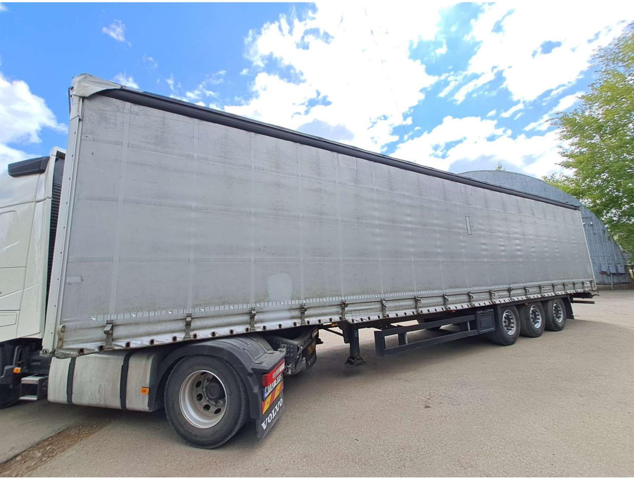 Schmitz Cargobull SCS24/L - 커튼사이더 세미 트레일러 : 사진 1 Schmitz Cargobull SCS24/L - 커튼사이더 세미 트레일러 : 사진 1