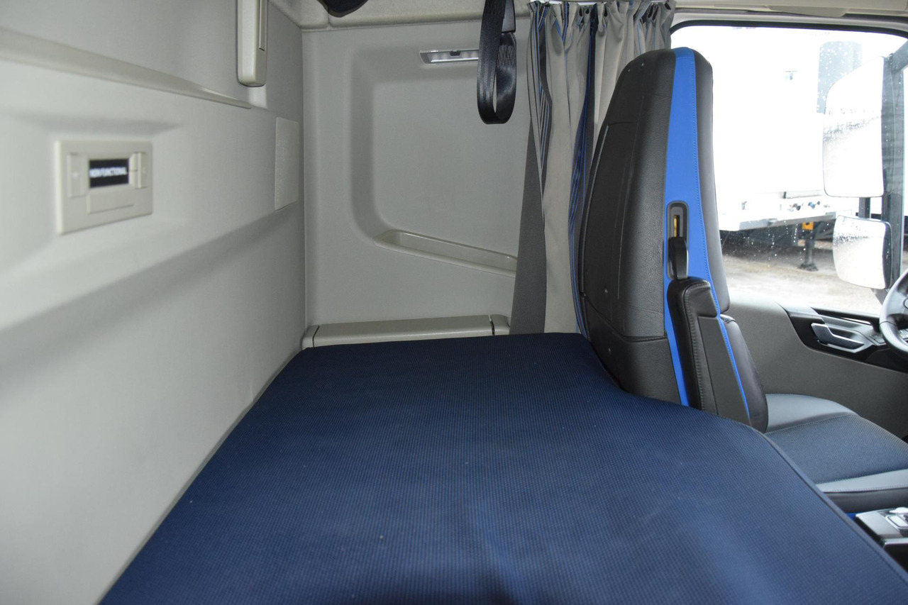트랙터 유닛 Volvo FH 460 Globetrotter XL i-Save : 사진 12