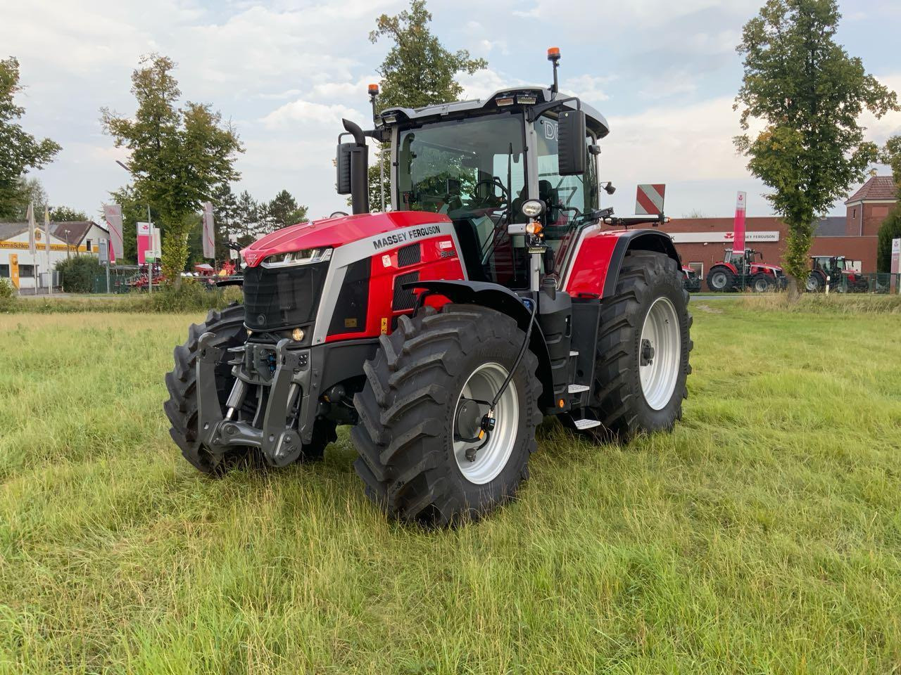 Massey Ferguson MF 8S.265 DYNA-VT - 장궤형 트랙터 : 사진 4 Massey Ferguson MF 8S.265 DYNA-VT - 장궤형 트랙터 : 사진 4