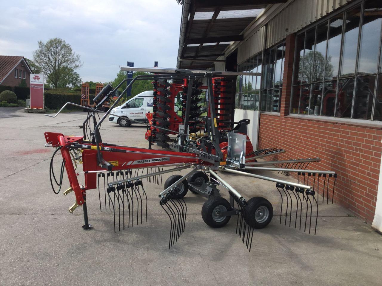 Massey Ferguson RK 451 DN - 반전기/ 레이크 : 사진 3 Massey Ferguson RK 451 DN - 반전기/ 레이크 : 사진 3