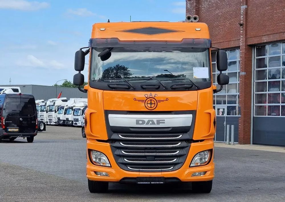 DAF XF 460 4x2 SpaceCab – Menke Livestock | 1 pokład | Euro 6 | 2016 - 가축 트럭 : 사진 3 DAF XF 460 4x2 SpaceCab – Menke Livestock | 1 pokład | Euro 6 | 2016 - 가축 트럭 : 사진 3