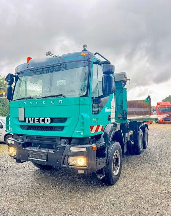 덤프트럭 Iveco TRAKKER 450 6x4 WYWROTKA MELLER | EURO 5 | MANUAL | KLIMA | RETARDER | PRZEBIEG 364 000km ! : 사진 6 덤프트럭 Iveco TRAKKER 450 6x4 WYWROTKA MELLER | EURO 5 | MANUAL | KLIMA | RETARDER | PRZEBIEG 364 000km ! : 사진 6