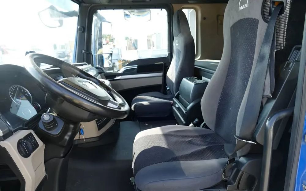 MAN TGS 26.460 – Platforma z żurawiem HDS tylnym do materiałów budowlanych / Retarder / 6x2 / Klima / Euro 6 - 크레인 트럭, 드롭사이드/ 플랫베드 트럭 : 사진 5 MAN TGS 26.460 – Platforma z żurawiem HDS tylnym do materiałów budowlanych / Retarder / 6x2 / Klima / Euro 6 - 크레인 트럭, 드롭사이드/ 플랫베드 트럭 : 사진 5