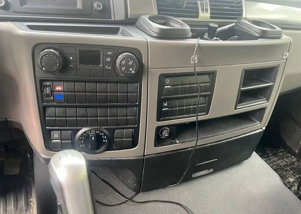 MAN TGS 41.460 8x8 • Meiller • Muldenkipper • Allrad • Euro 6d • Przebieg: 85 000 km - 덤프트럭 : 사진 5 MAN TGS 41.460 8x8 • Meiller • Muldenkipper • Allrad • Euro 6d • Przebieg: 85 000 km - 덤프트럭 : 사진 5