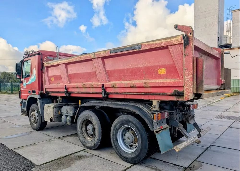 Mercedes-Benz Actros 2644 EPS |Wywrotka 3-stronna Meiller Bordmatik | 6x4 | Euro 5 | Plandeka rolowana - 덤프트럭 : 사진 2 Mercedes-Benz Actros 2644 EPS |Wywrotka 3-stronna Meiller Bordmatik | 6x4 | Euro 5 | Plandeka rolowana - 덤프트럭 : 사진 2